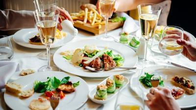 20 IDEAS TO GET NEW CUSTOMERS IN YOUR RESTAURANT